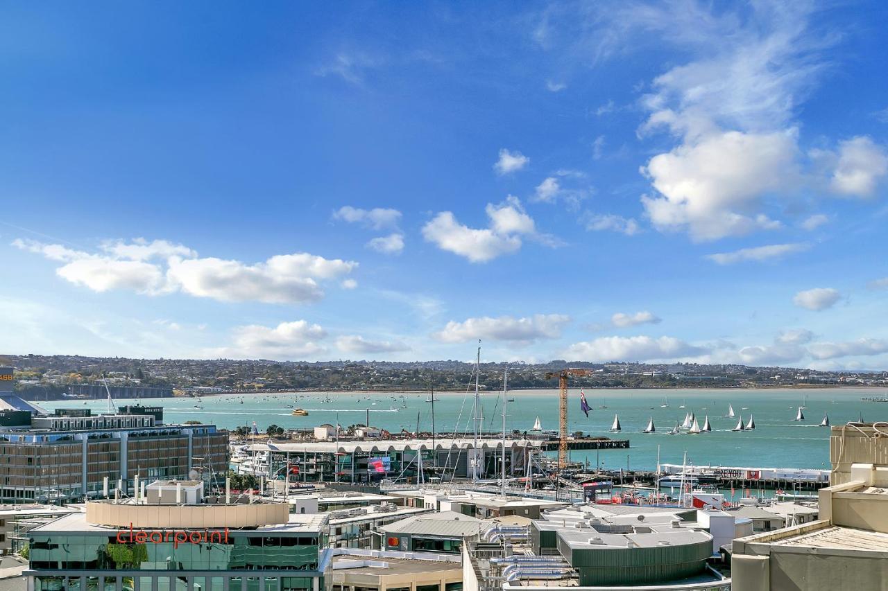 Corporate Gem + Rooftop Pool & Spa Auckland Ngoại thất bức ảnh
