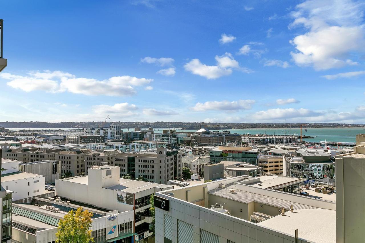 Corporate Gem + Rooftop Pool & Spa Auckland Ngoại thất bức ảnh